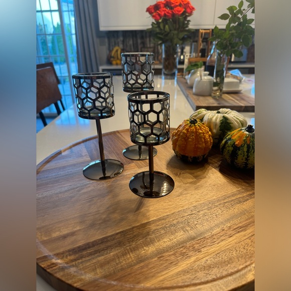 New Without Box Votive Metal with Glass Inserts Candles Holder - Black / Gray - Picture 3 of 8